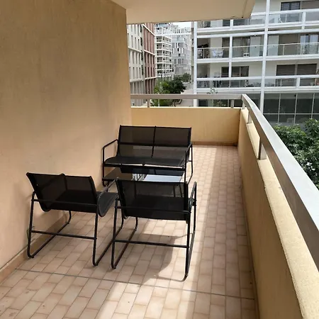 Confortable Et Spacieux Proche De La * 니스